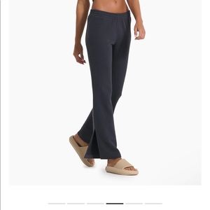 Vuori Sedona Wideleg women sweats